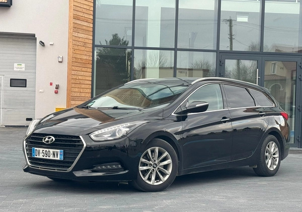 Hyundai i40 cena 36900 przebieg: 168000, rok produkcji 2015 z Ostrołęka małe 379